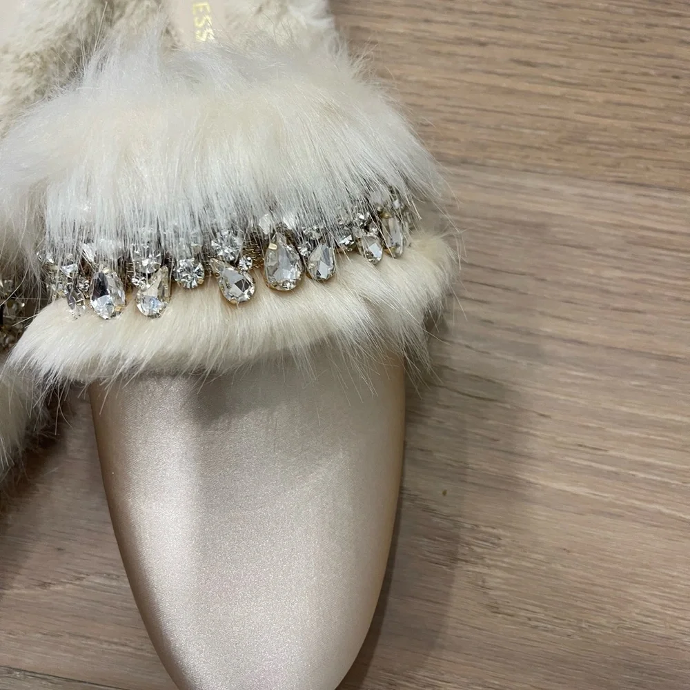Express Metallic Slippers with Fur and Embellishments - Picture 8 of 8